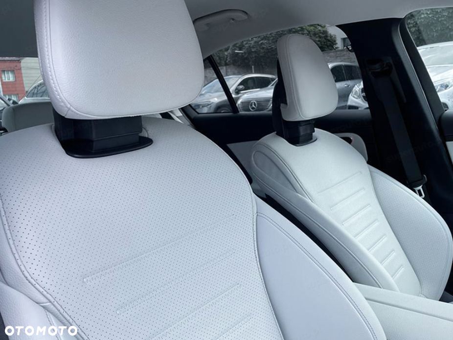 Mercedes-Benz Klasa C - 8