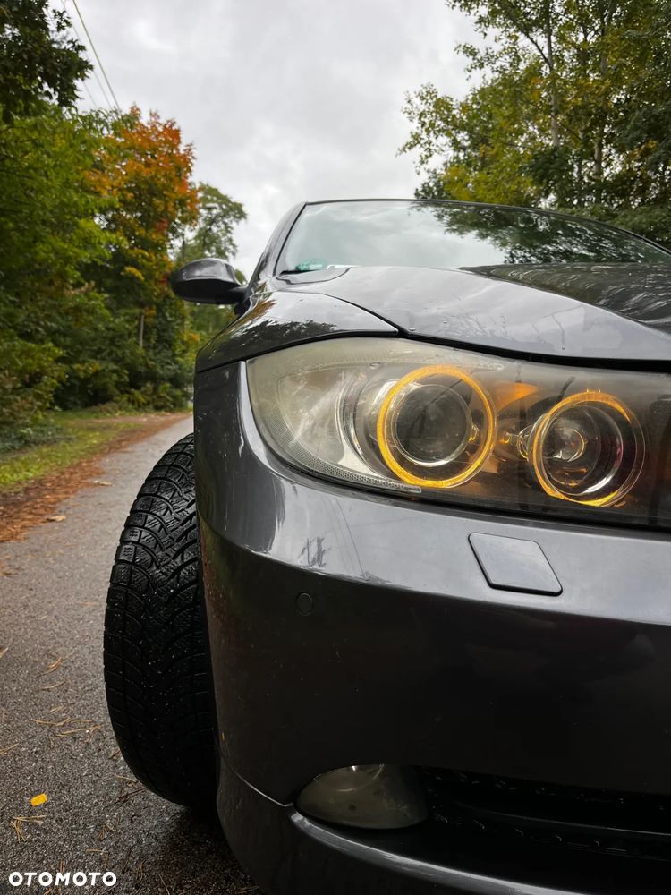 BMW Seria 3 320i - 2