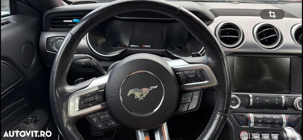 Ford Mustang - 8
