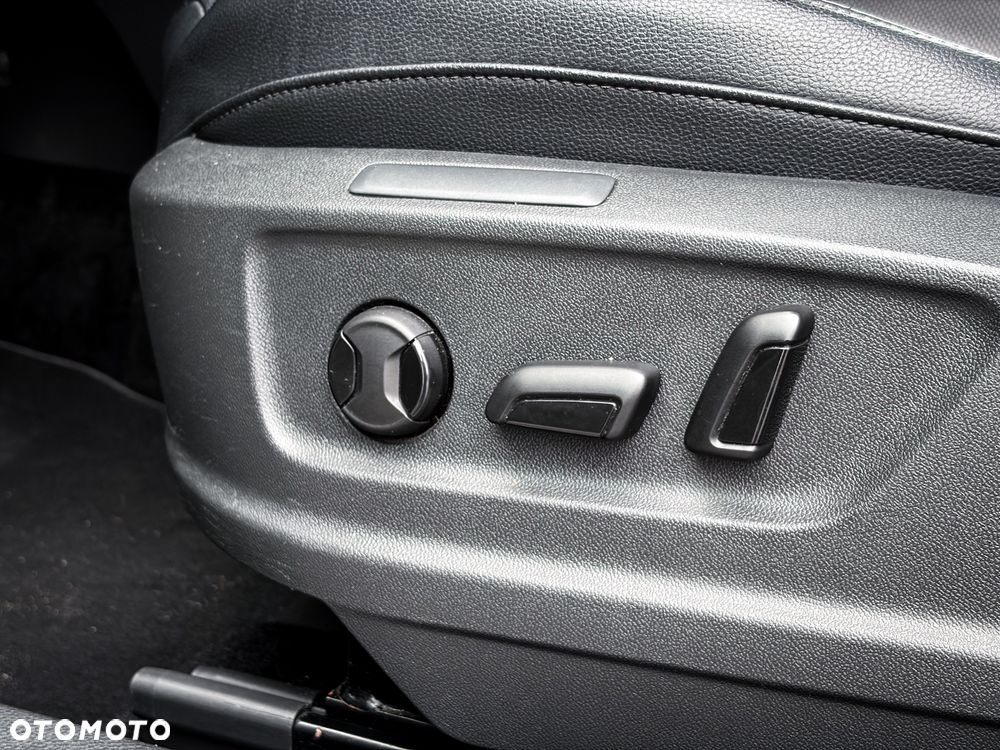 Cupra Ateca VZ 2.0 TSI 4Drive DSG - 33