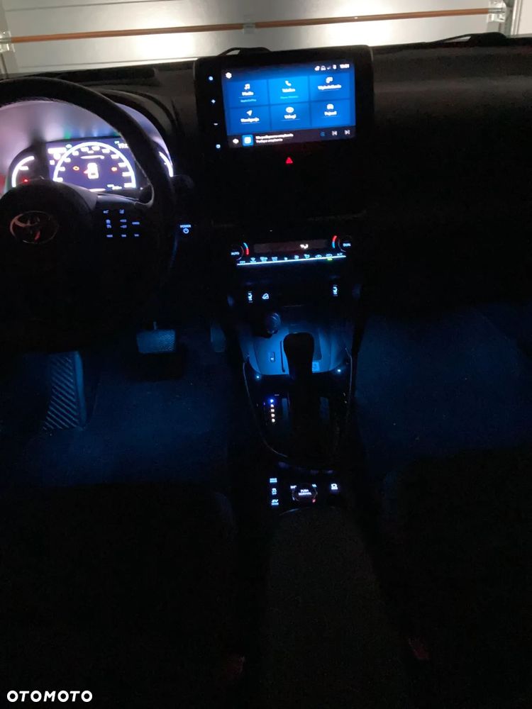 Toyota Yaris Cross - 14