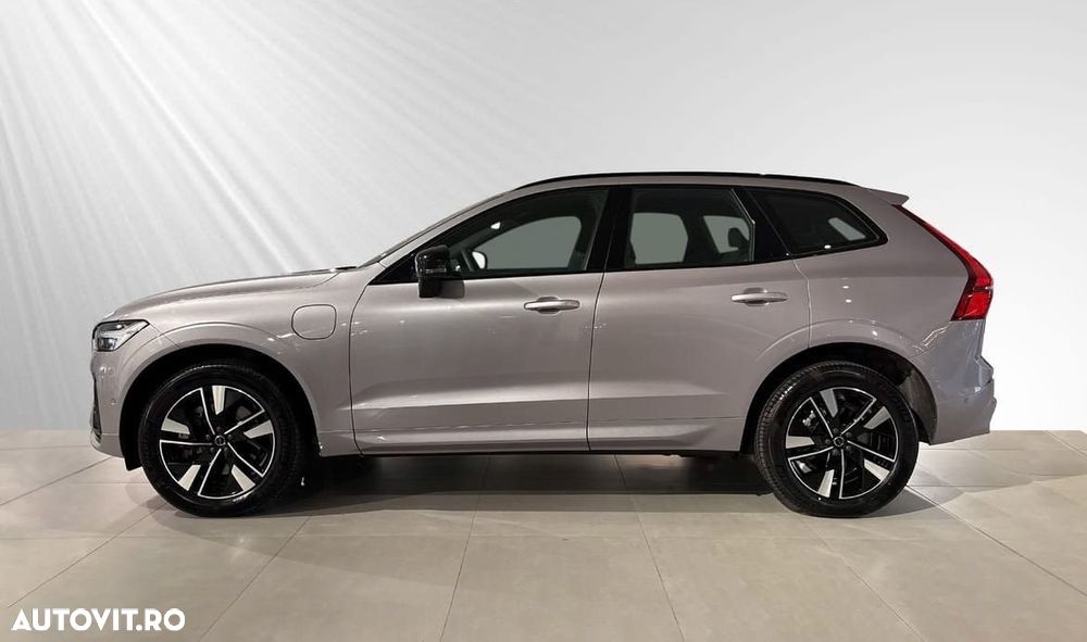 Volvo XC 60 T6 AWD Plus Dark - 6