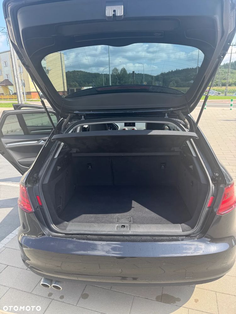 Audi A3 Sportback 2.0 TDI (clean diesel) quattro S tronic Ambiente - 7
