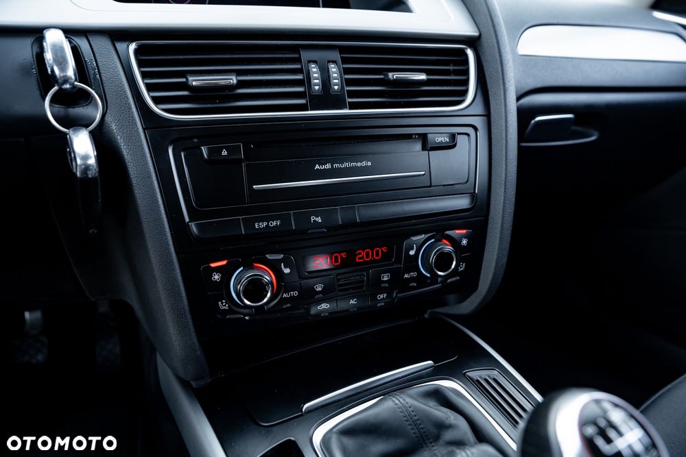 Audi A4 Avant 2.0 TFSI Attraction - 31