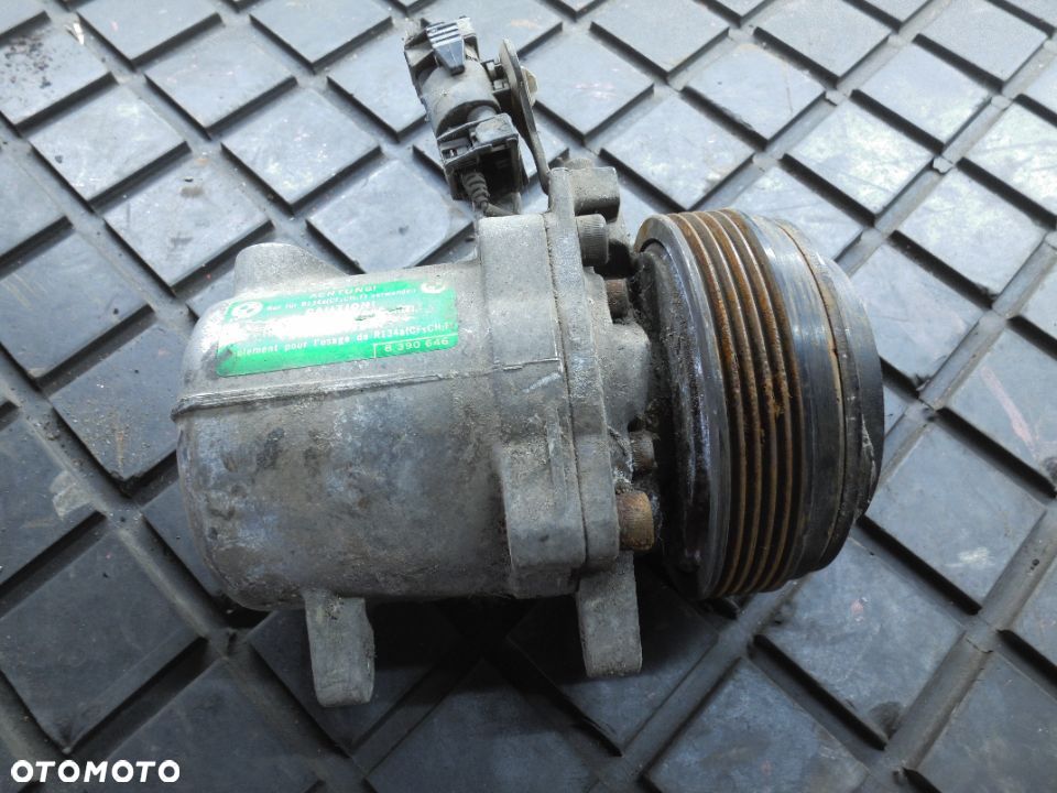 KOMPRESOR KLIMATYZACJI BMW E46 E39 1.8 1.9 2.0  8390646 POSIADAM DWIE SZTUKI - 1