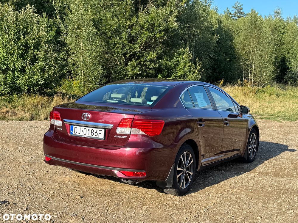 Toyota Avensis 1.8 Premium MS - 2