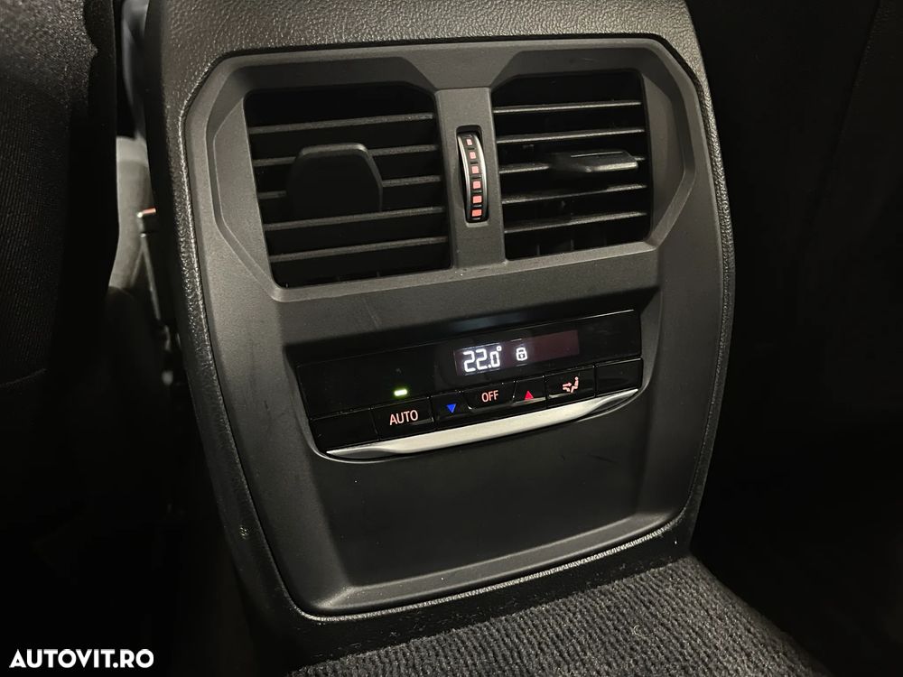 BMW Seria 3 320e AT PHEV - 24