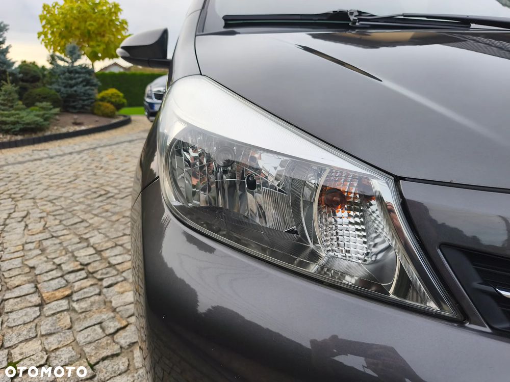 Toyota Yaris 1.33 VVT-i - 19