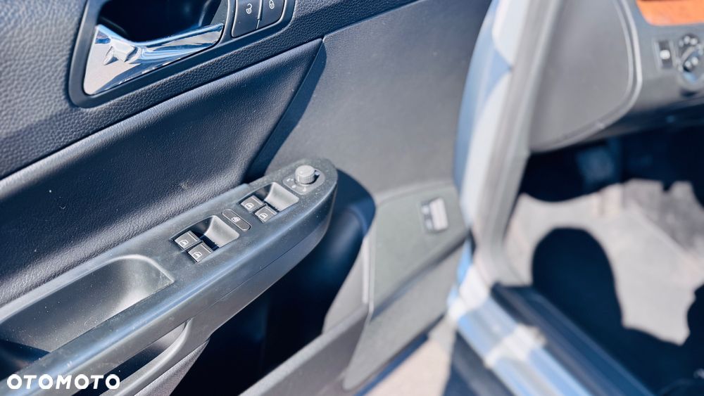 Volkswagen Passat - 21