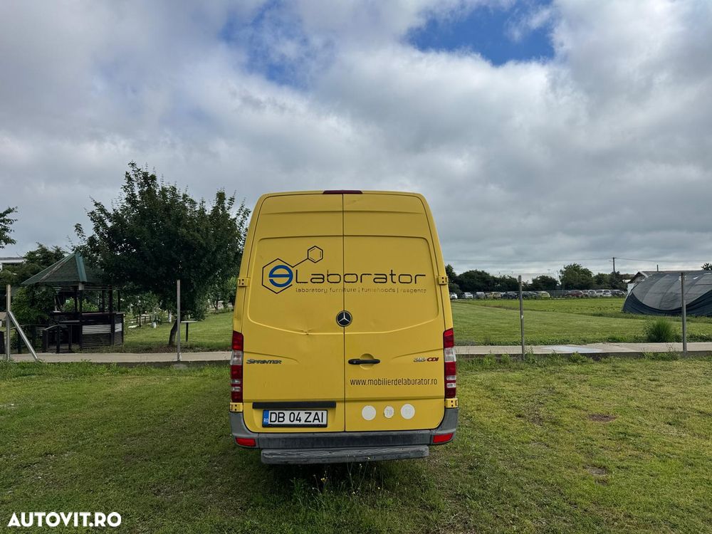Mercedes-Benz Sprinter - 2
