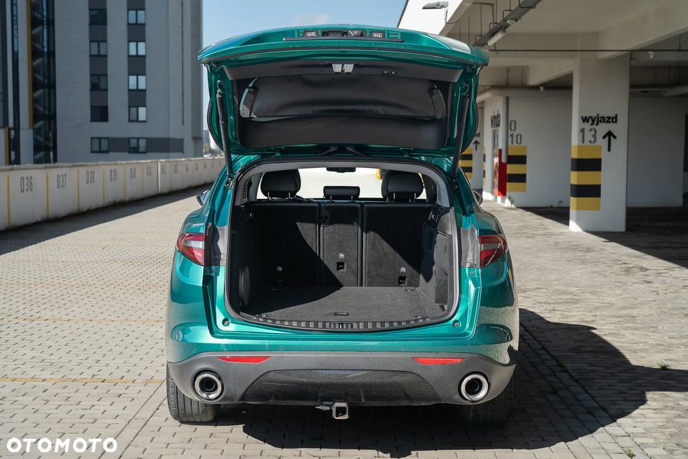 Alfa Romeo Stelvio 2.0 Turbo 16V AT8-Q4 Super - 10