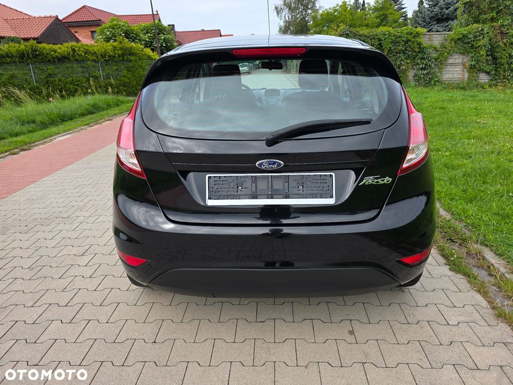 Ford Fiesta 1.0 Champions Edition - 8