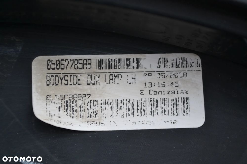 DODGE JOURNEY LAMPA TYŁ TYLNA LEWA W BŁOTNIK ORYGINAŁ 05067785AB - 3