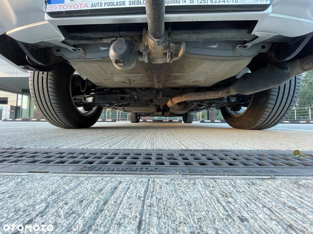 Toyota RAV4 - 22