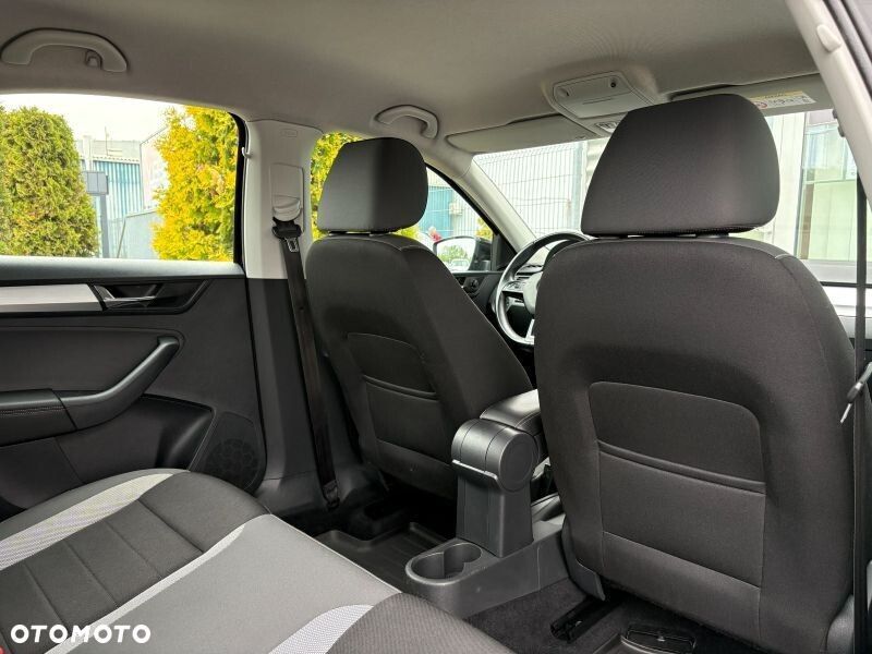 Skoda RAPID 1.0 TSI Ambition - 11