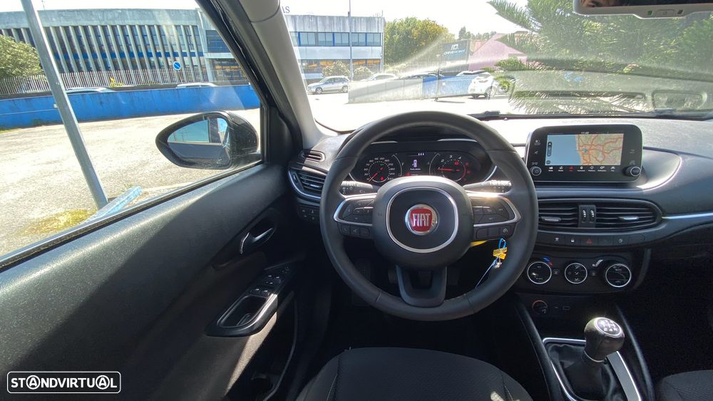 Fiat Tipo Station Wagon 1.3 M-Jet Lounge J17 - 24