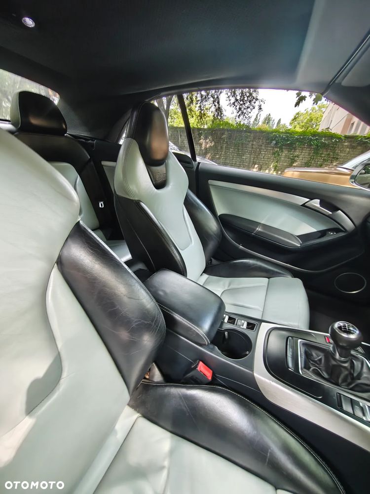 Audi A5 Cabrio - 11