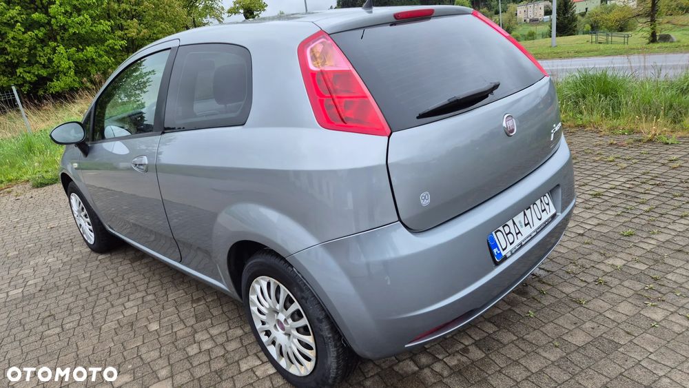 Fiat Grande Punto 1.4 16V Dynamic - 3