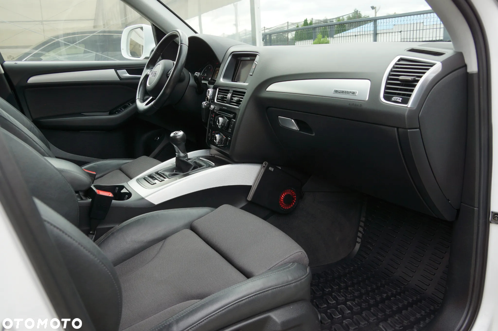 Audi Q5 2.0 TDI quattro - 25