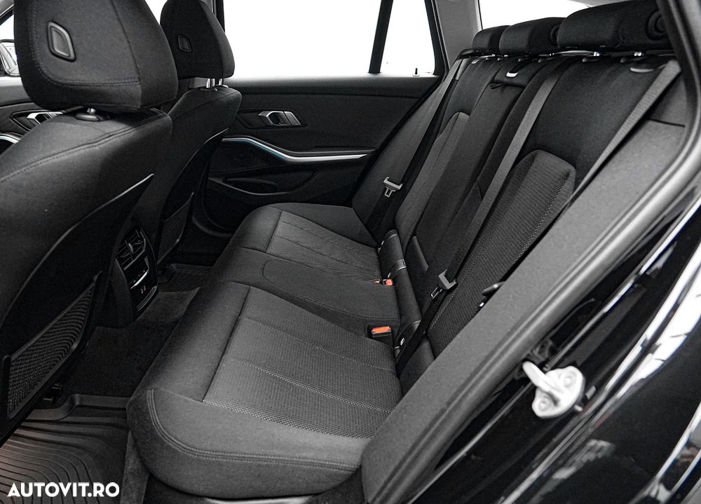 BMW Seria 3 320e AT PHEV - 16