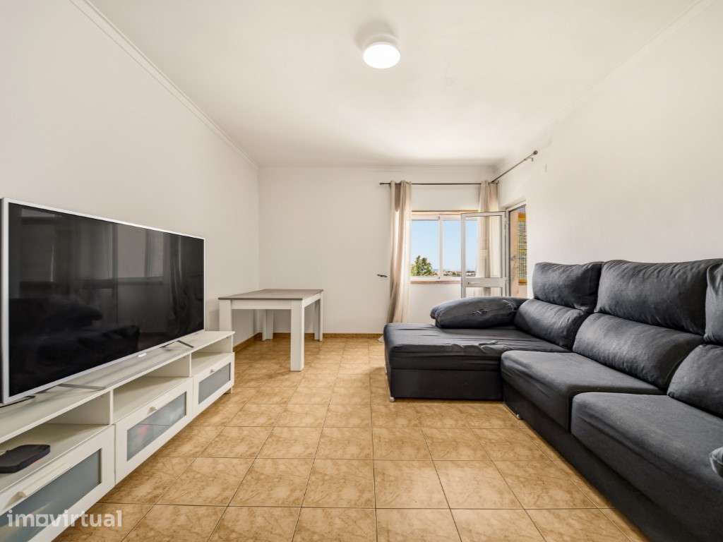 Apartamento T2 em Paio Pires - Grande imagem: 3/17
