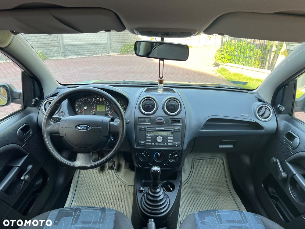 Ford Fiesta 1.3 - 17