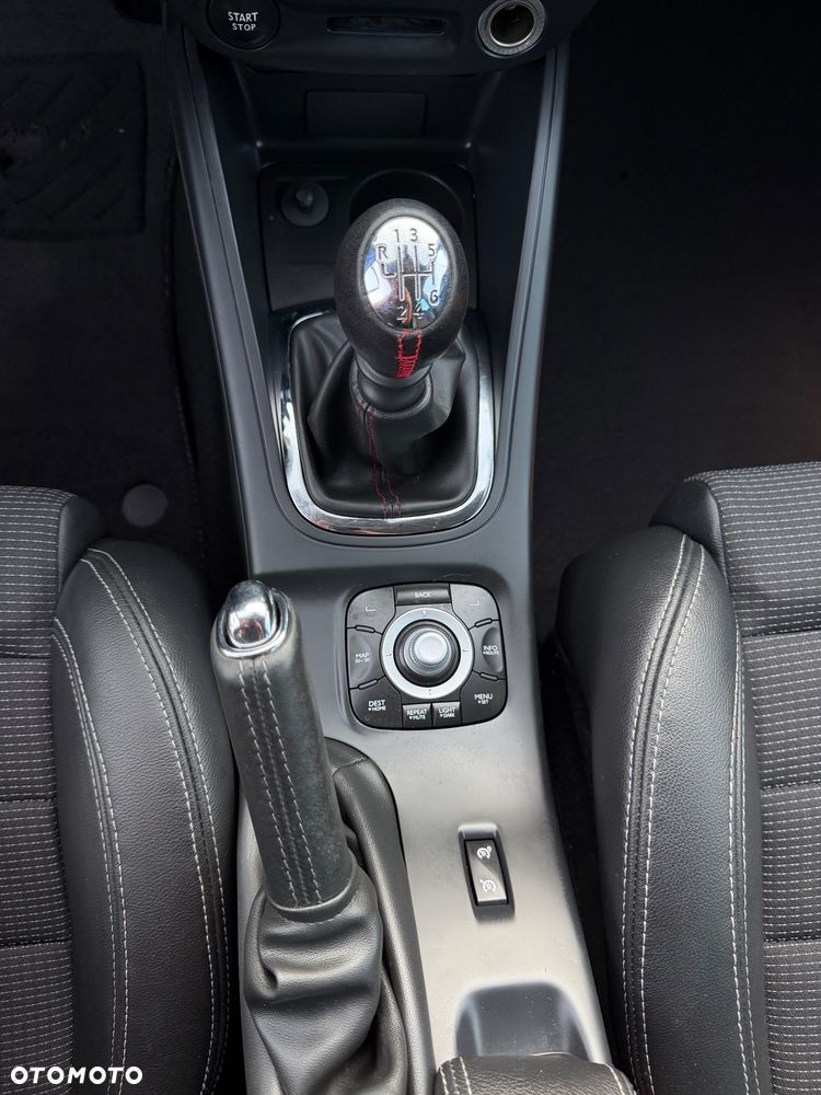 Renault Megane TCe 180 GT - 20