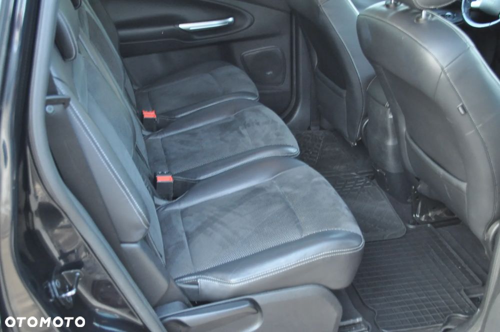 Ford S-Max 2.0 TDCi Titanium - 28