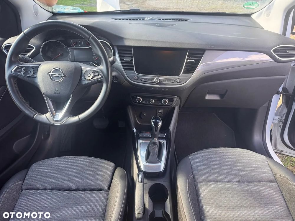 Opel Crossland X - 9