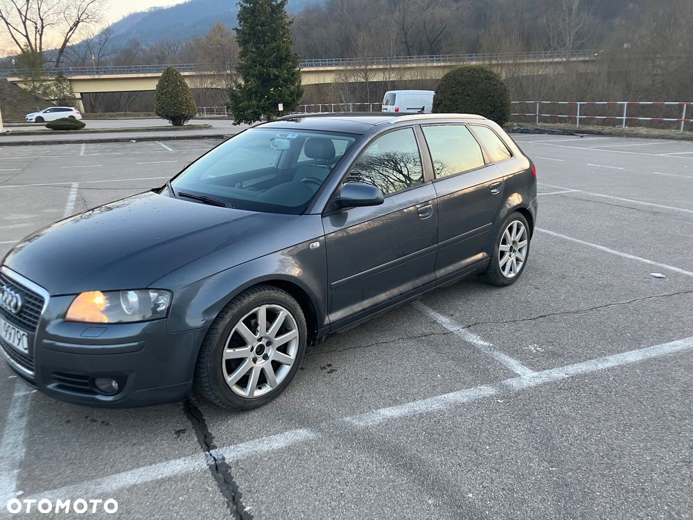 Audi A3 Sportback 2.0 TDI quattro Ambition - 4