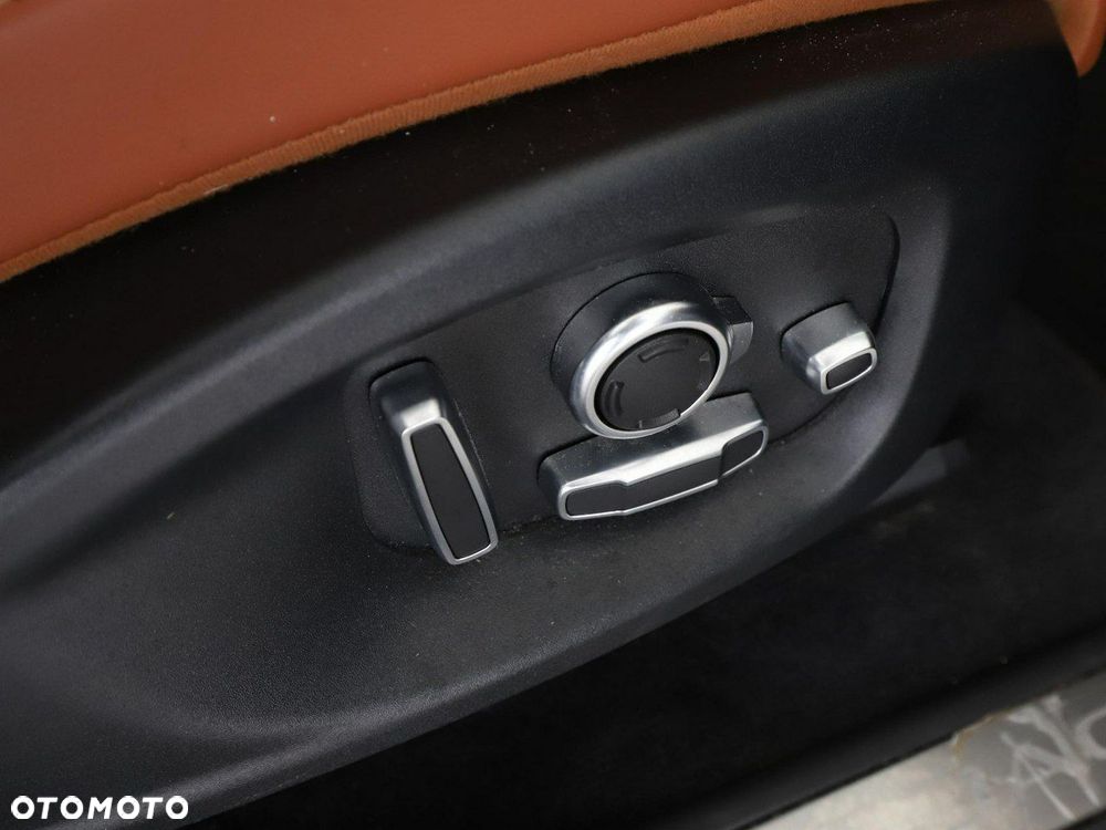 Jaguar E-Pace D150 AWD - 40