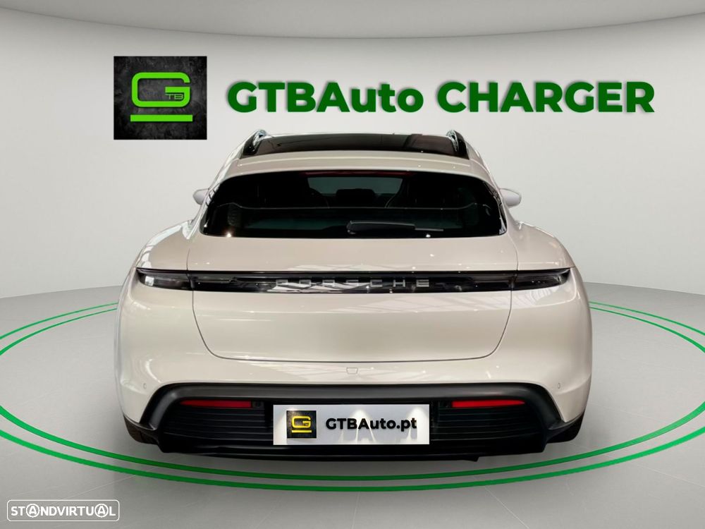 Porsche Taycan Sport Turismo - 21