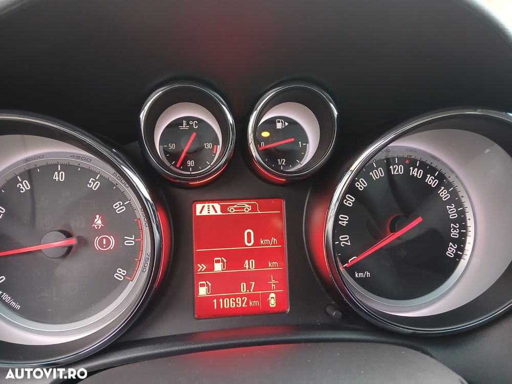 Opel Astra 1.4 Turbo ECOTEC Enjoy - 8