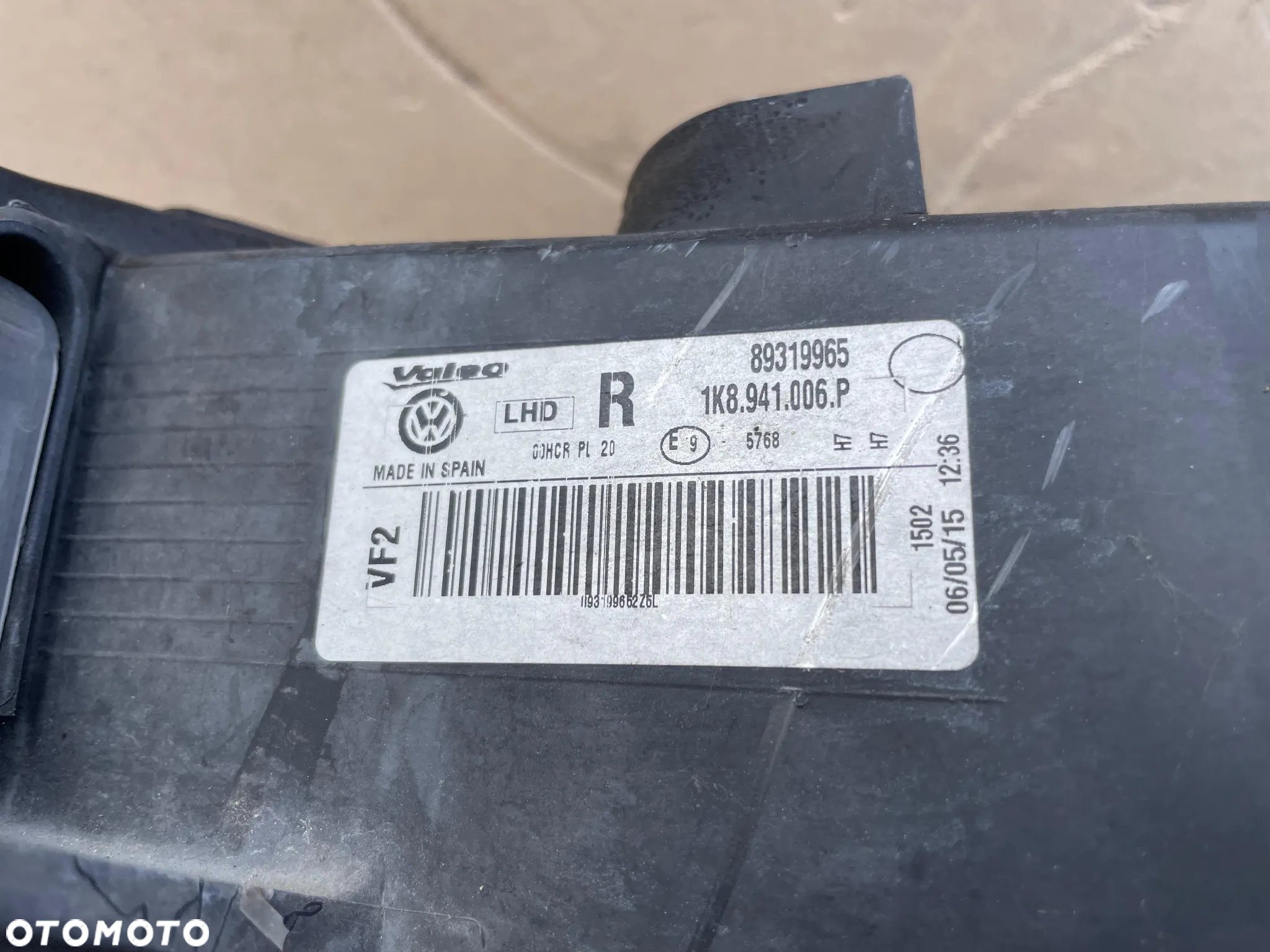 Lampa VW SCIROCCO prawa uszk - 3