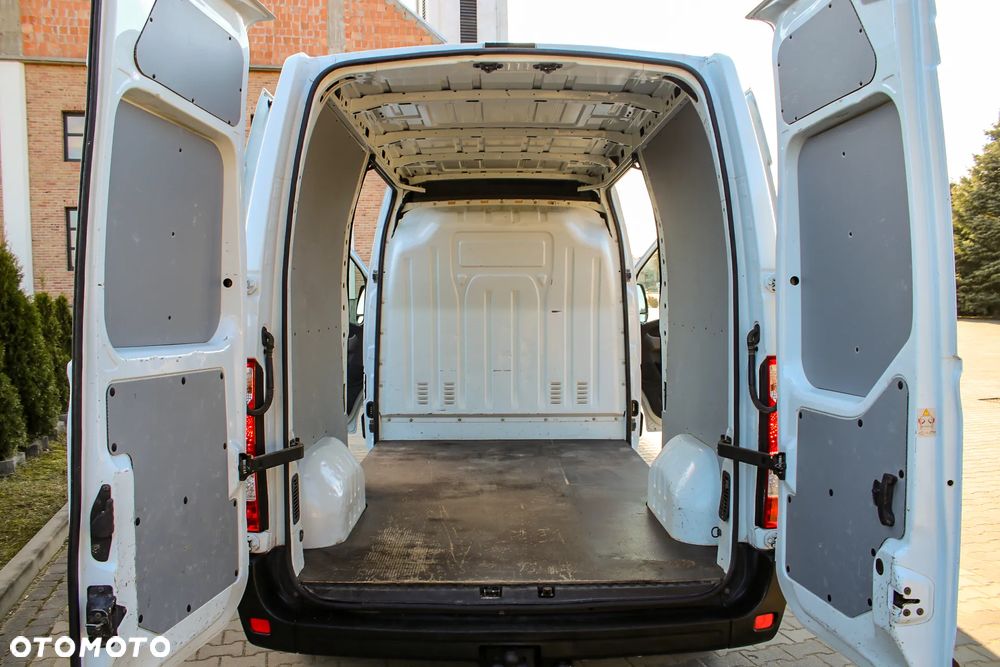 Renault Master - 25