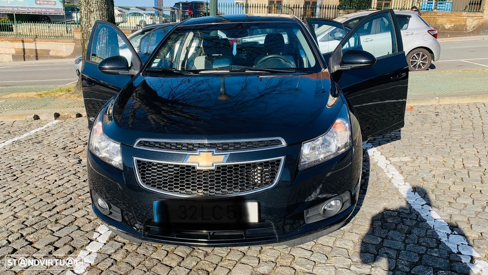 Chevrolet Cruze 1.6 LS - 1