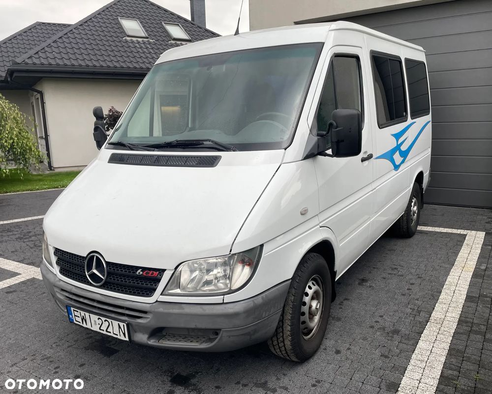 Mercedes-Benz Sprinter - 1