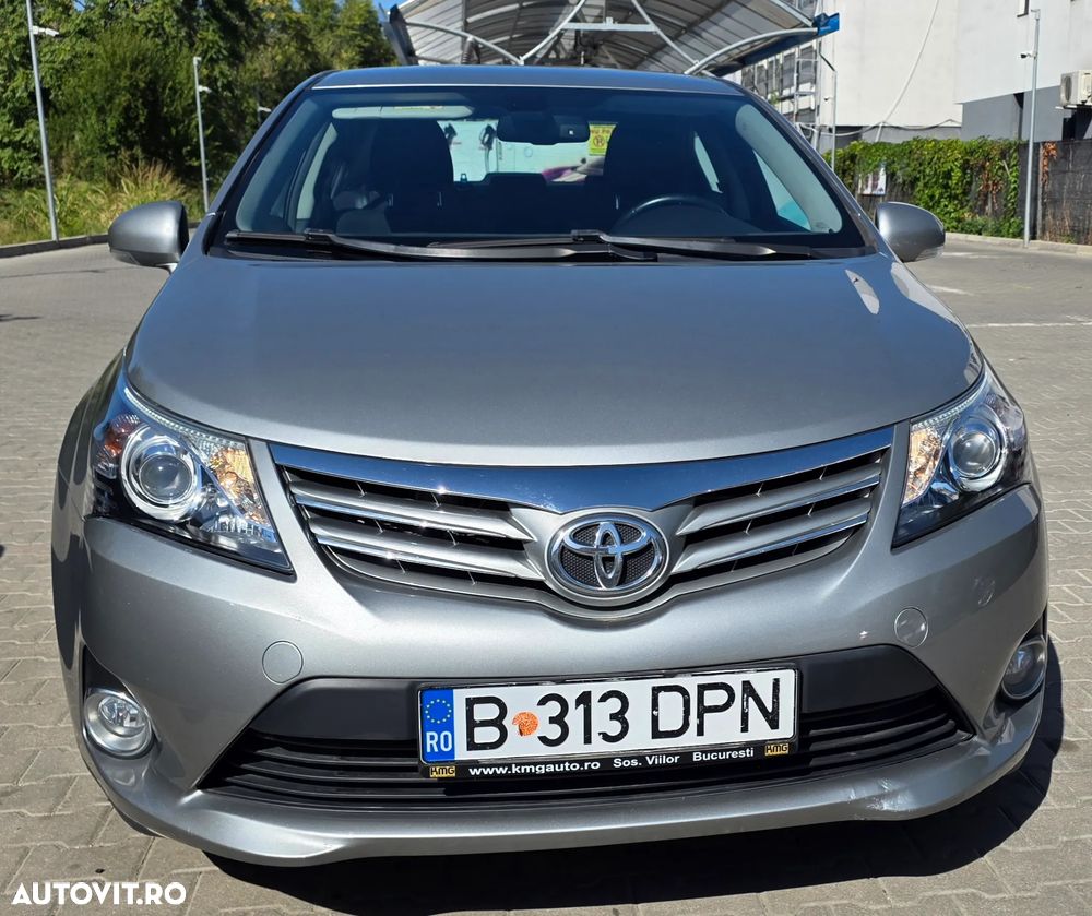 Toyota Avensis 2.0 D-4D Comfort - 2