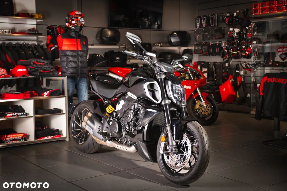 Ducati Diavel - 1