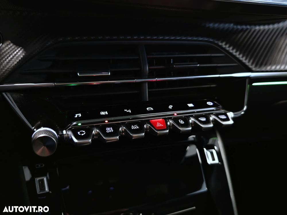 Peugeot 2008 1.2 L PureTech STT EAT8 GT Line - 9
