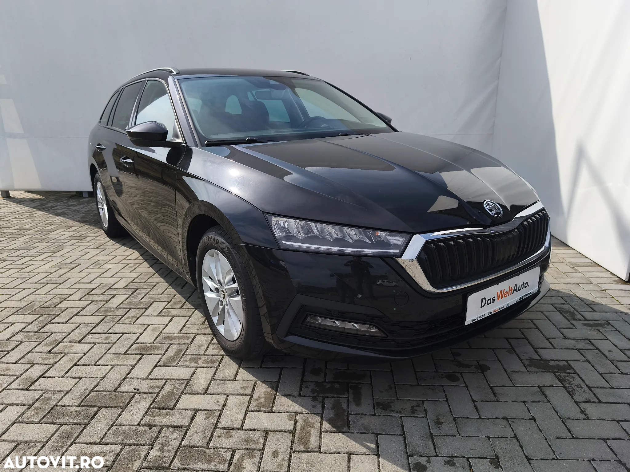 Skoda Octavia 2.0 TDI DSG Ambition - 8