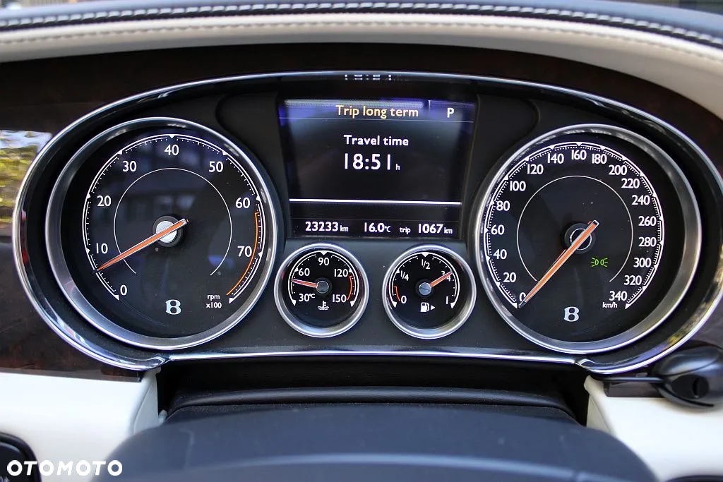 Bentley Continental GT GTC V8 - 24