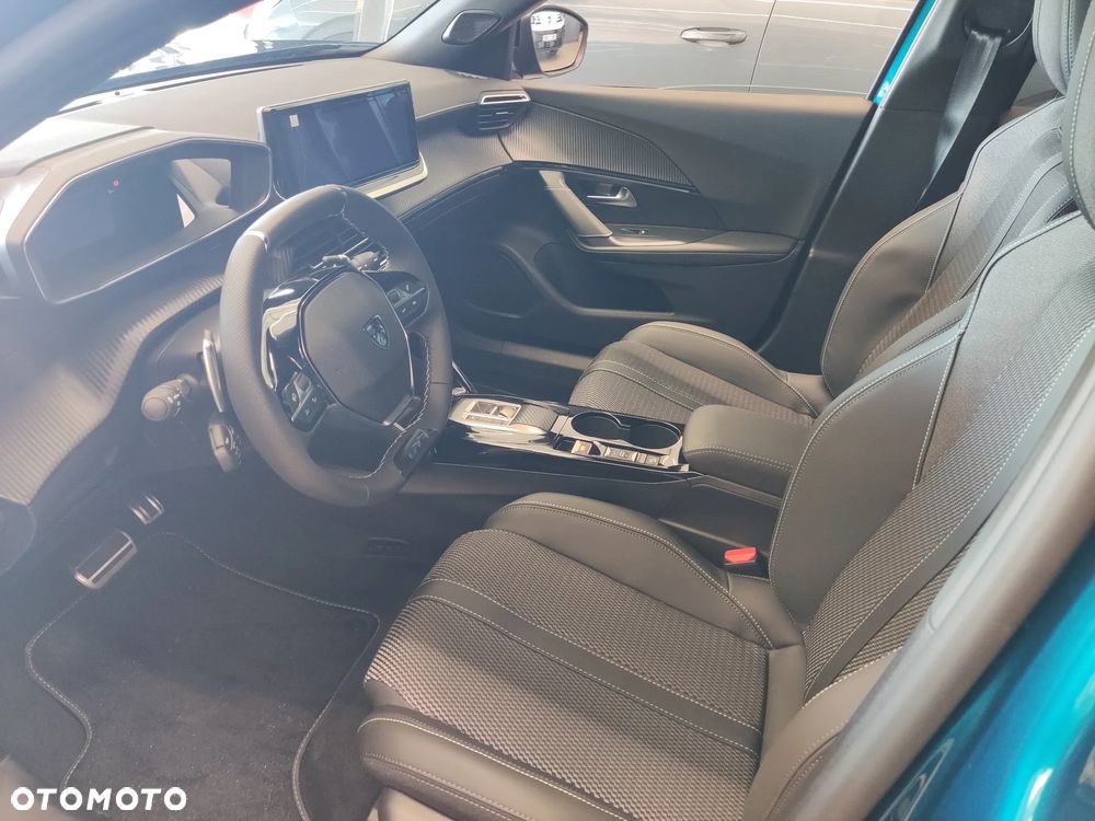 Peugeot 2008 - 7