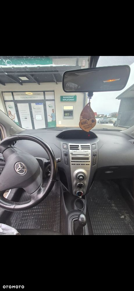 Toyota Yaris 1.0 Luna A/C - 7