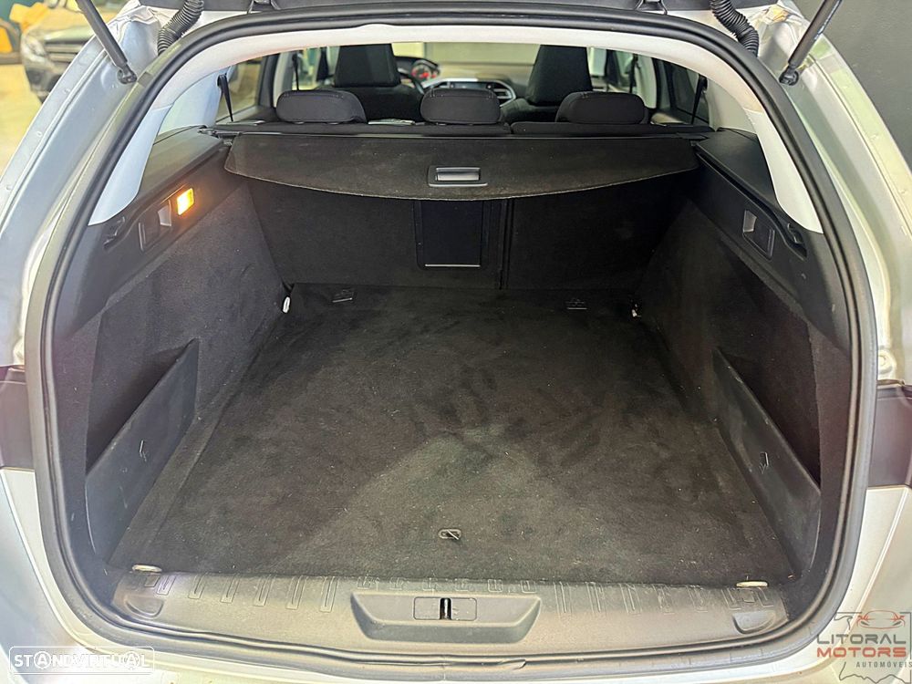 Peugeot 308 SW 1.6 BlueHDi Allure J17 - 11