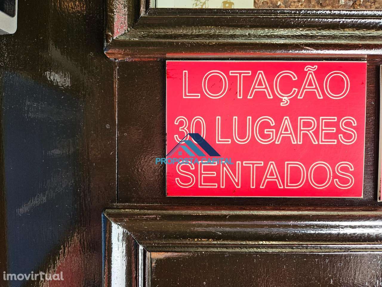 Bar em pleno funcionamento - Grande imagem: 5/8