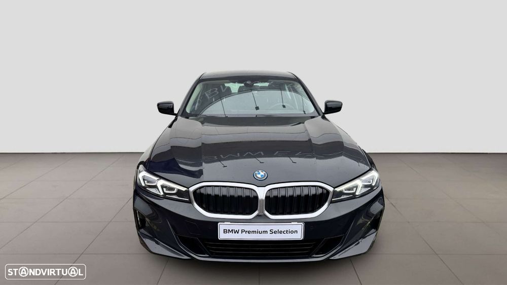 BMW 320 2024 photo 2