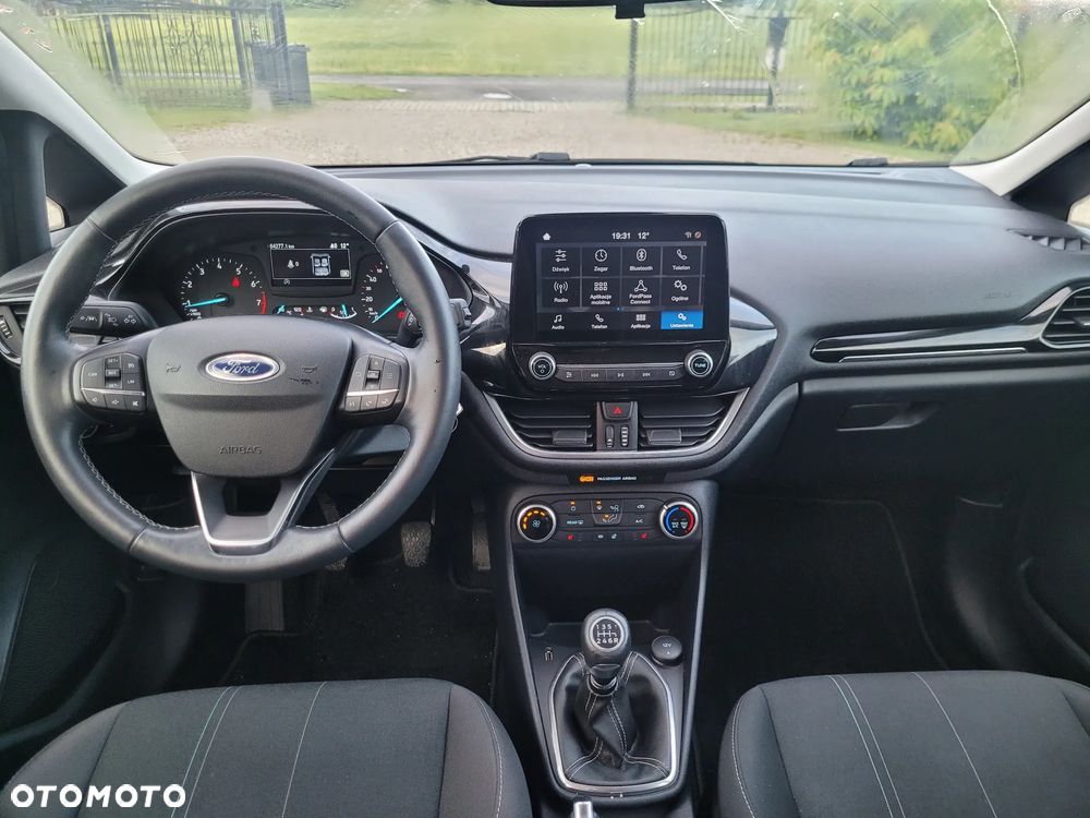 Ford Fiesta 1.0 EcoBoost S&S COOL&CONNECT - 5