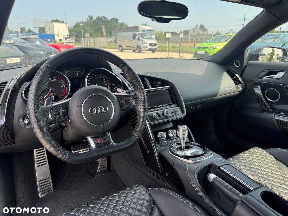Audi R8 Coupé - 15