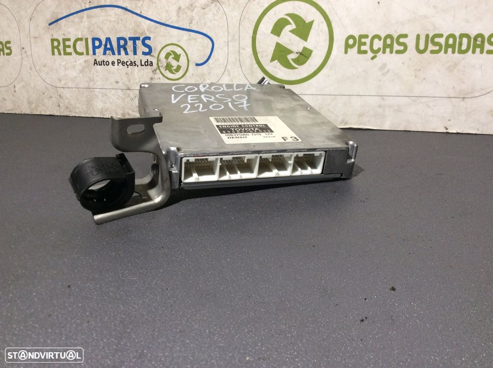 Centralina Motor Toyota Corolla Verso ano 2004 a 2009  89661-0F30 - 2